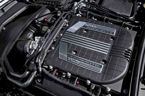 2015-chevrolet-corvette-z06-engine-02